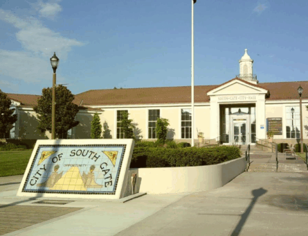 Moving to South Gate, CA: Local Relocation Guide
